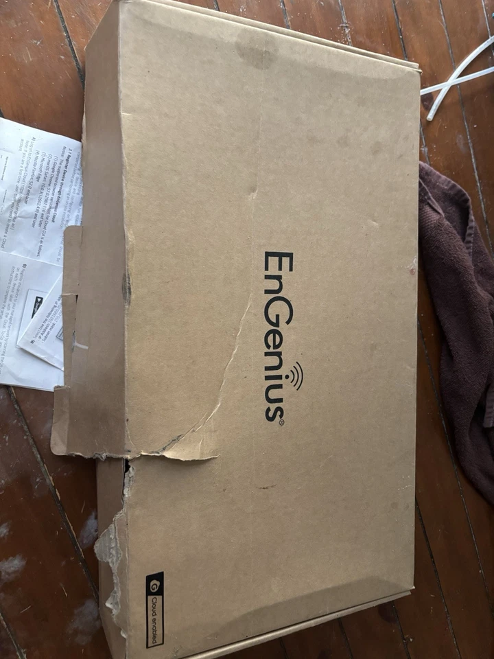 EnGenius ECS1528FP Managed PoE+ Switch 24 Ports + Cloud - Image 3 of 3