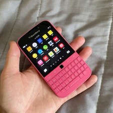 BlackBerry Classic Q20 Unlocked 4G LTE Retro Smartphone 16GB 2GB RAM QWERTY Pink