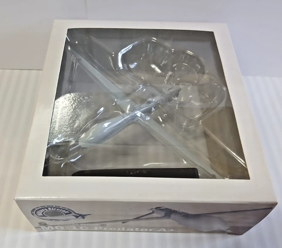 Italeri Aereo Militare Die Cast Echelle 1/72 MQ - 1C Predator IT9712 - Photo 1/2