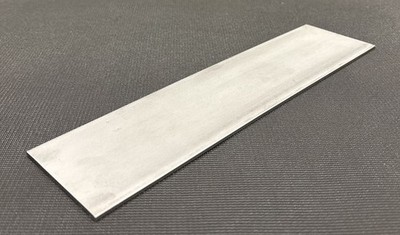 1/8  Thickness 304 / 304L Stainless Steel Flat Bar 0.125'' x 3'' x 12'' Length