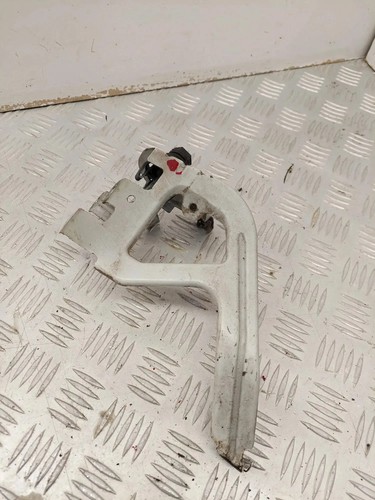 BMW 5 F10 Kotflügelhalter vorne rechts 2.00 Diesel 135kw 2012 28110216