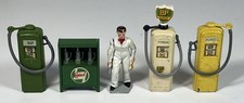 Britains Wardie BP Power Lead Gas Pump Castrol Oil Cabinet Attendant England Set
