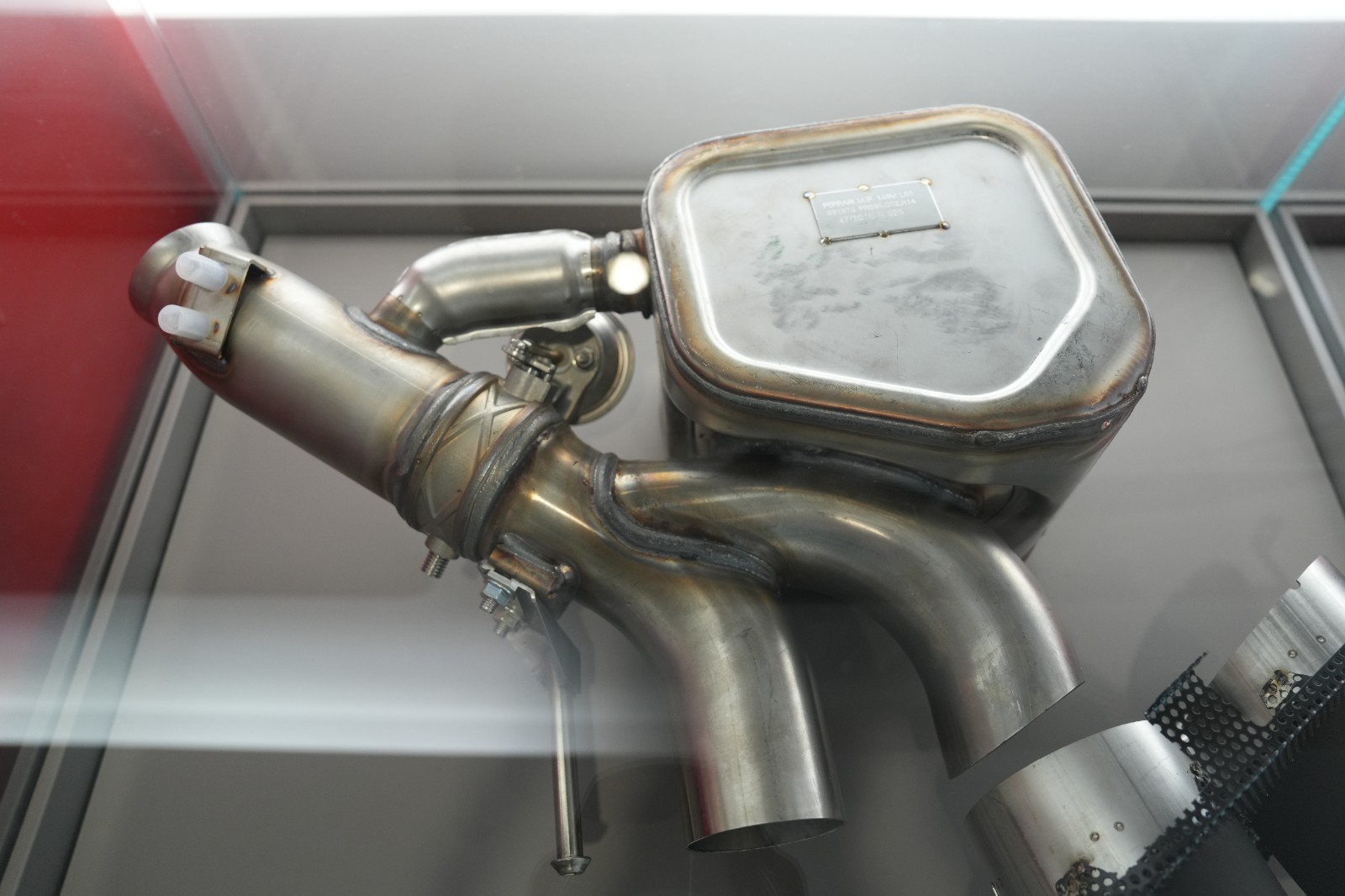 GENUINE Ferrari California T FG Exhaust Silencers Kit 70003624