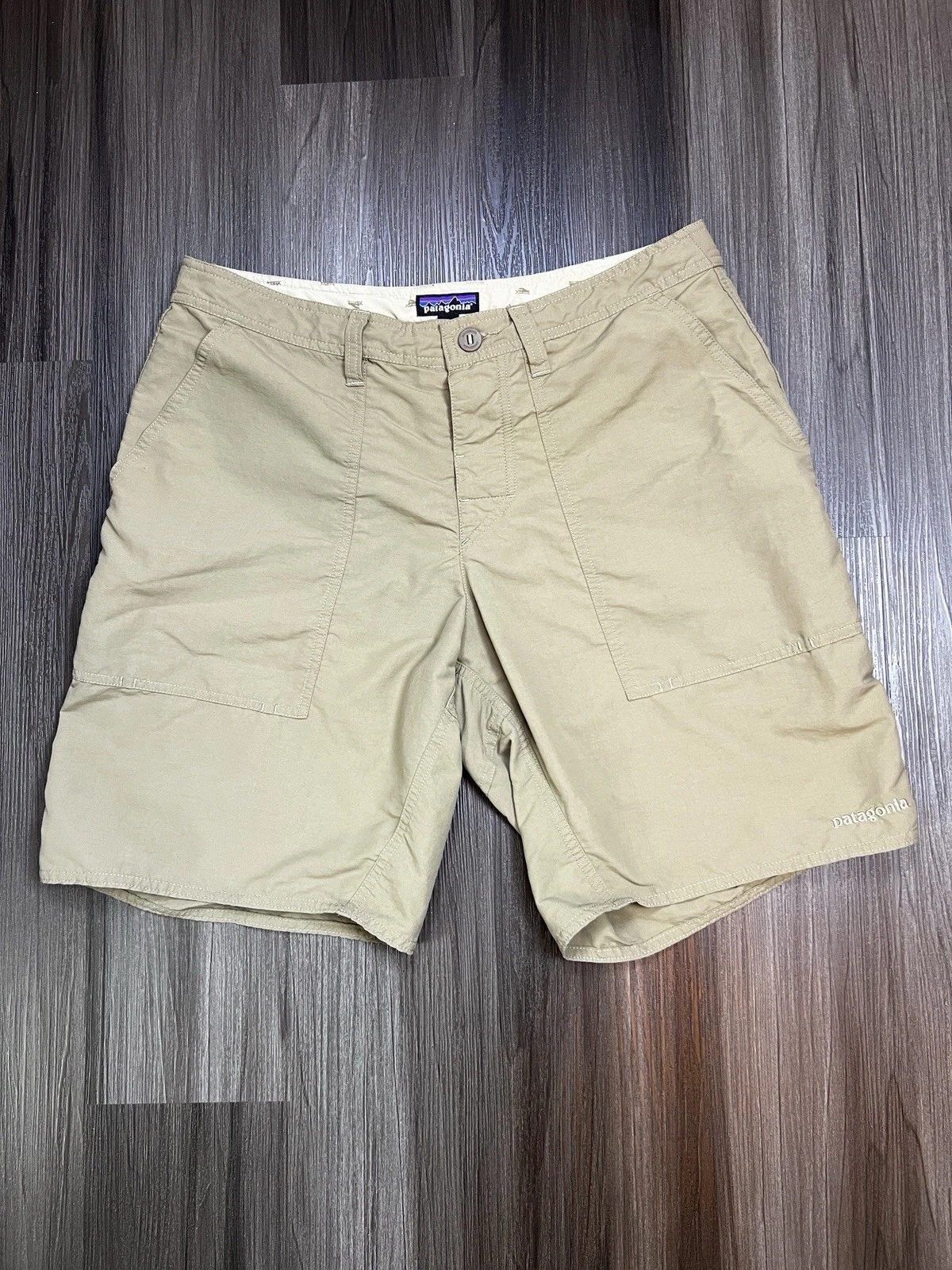 Patagonia Mens Size 34 Utility Short 9" Inseam Nylon Khaki Drawstring