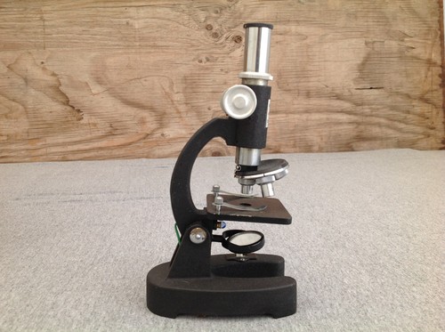Research Mark XI V Microscope, Model No. 1933, AS IS - Picture 12 of 22