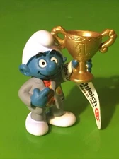 Smurfs WINNER President Gold Trophy Soccer Team Club Figure Vintage NEW