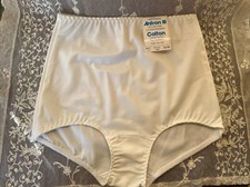 NOS Vtg White Antron III Nylon Spandex Anti Cling 7552 Brief Panty Size XL 32