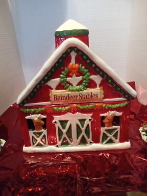 Christmas Reindeer Stables Cookie Jar by Cheryl's Cookies  No  Box No Auction 