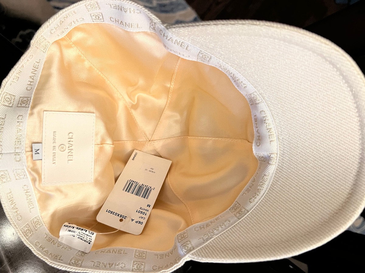 Stunning Chanel 06P collection Hat size M NWT Ivory Pristine