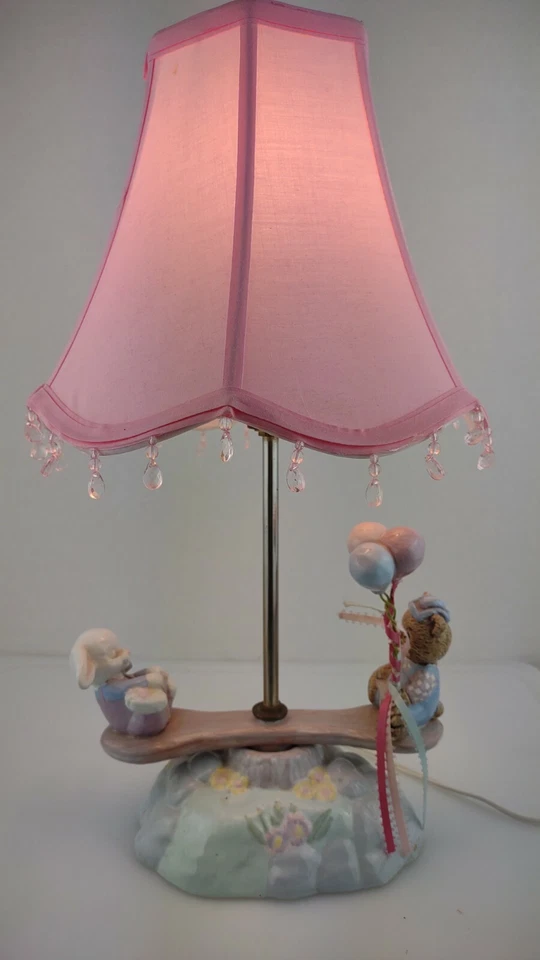 Lámpara de mesa infantil de 18" Baby Bunny and Bear jugando teeter/tattering/molancín Foto 2 de 4