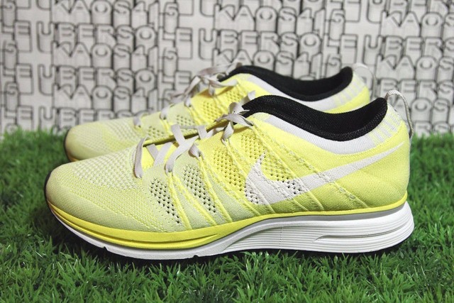 yeezy flyknit trainers