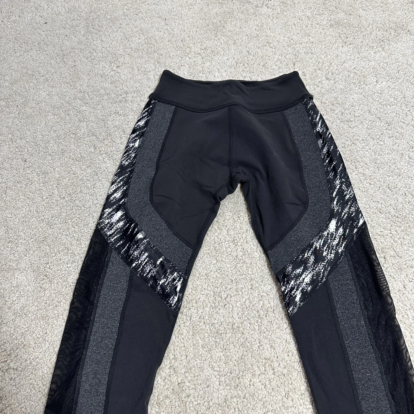 beyond-yoga limited edition gray stretch skinny crop leggings