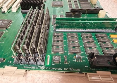 Apple Macintosh Quadra 800 Logic Board 820-0380-A Original Part