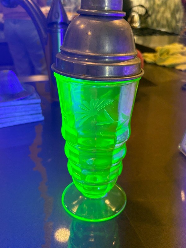 COCKTAIL SHAKER FROM THE DEPRESSION ERA.