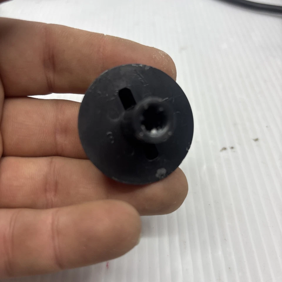 Excalibur 5-Tray Food Fruit Dehydrator 3526T temperature / timer knob - Image 4 of 4