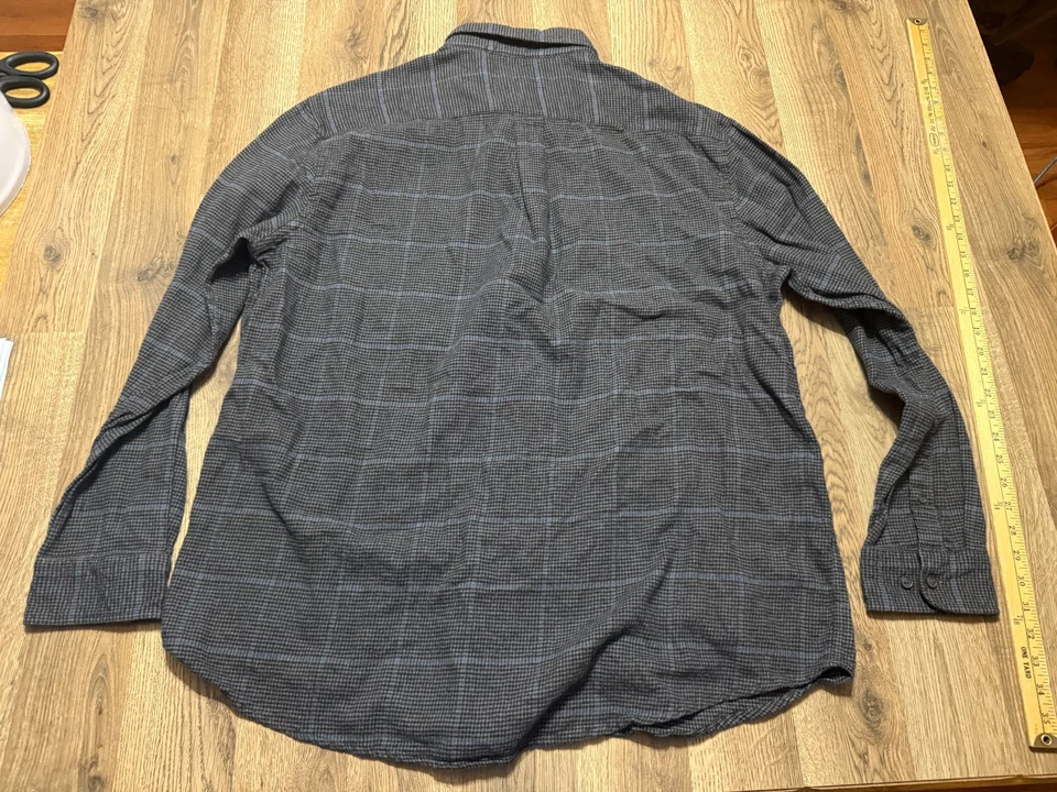 Croft & Barrow Shirt, Men's Size XXL, Grey Blue Plaid Long Sleeve Button Up - Image 2 of 4