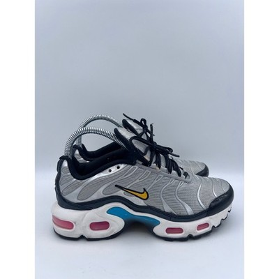 Nike Air Max Plus GS Metallic Silver Black Laser Crimson CW6010-001 Mens 5Y