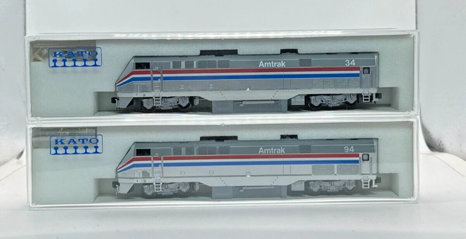 N Scale KATO #106-6101 P42 Amtrak Locomotive Set Phase 3 P42 #34 / P42 #94 - Image 2 of 4