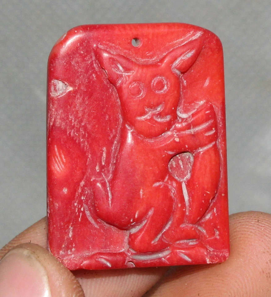 Colgante Amuleto Bestia Dragón Tallado Coral Cultura Hongshan Antigua China Único 3CM Foto 2 de 4