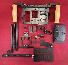 Wooden Camera Directors Monitor Cage v2 w/ Ex...