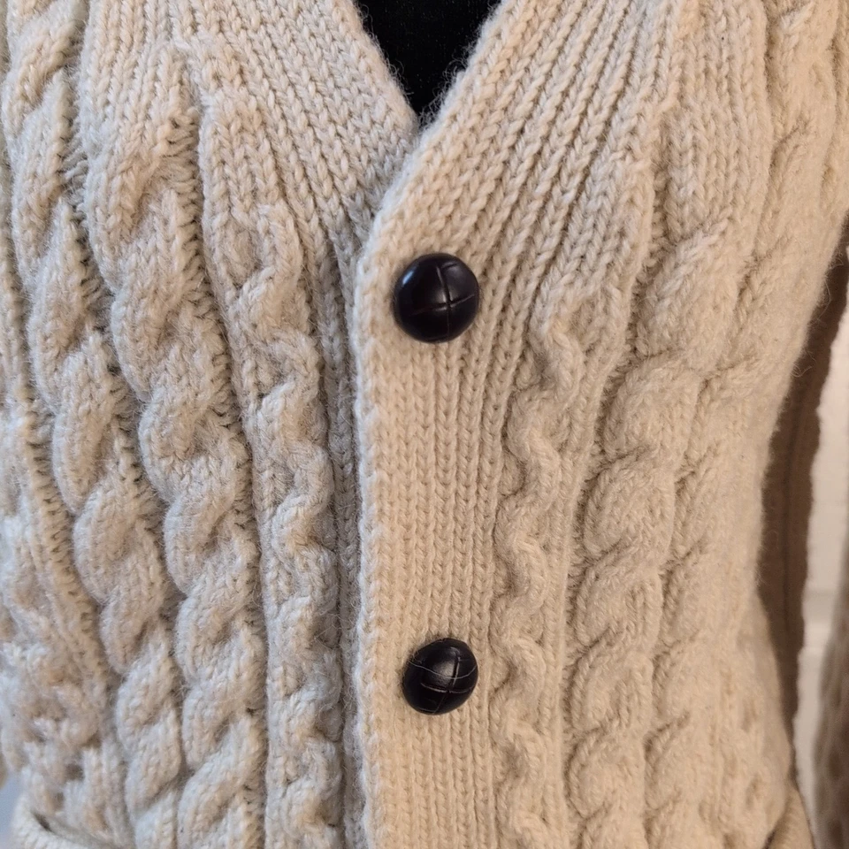 Cárdigan Gaeltarra Tejido con Cable Marfil Pura Nueva Lana Cuero Aran Botones Mujer S Foto 3 de 4