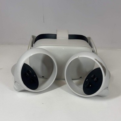 Oculus Quest 2 64GB Standalone All-in-One VR Headset KW49CM