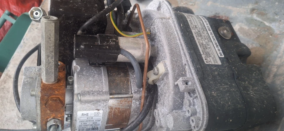 Riello RDB 2.2 Central Heating Oil Burner - Image 3 of 4