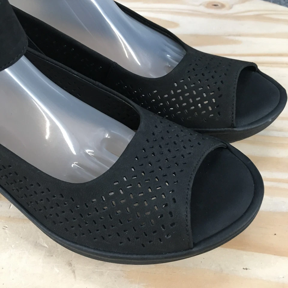 Sandalias Clarks para mujer 8 M Reedly correa de tobillo punta abierta cuña cuero negro Foto 4 de 4