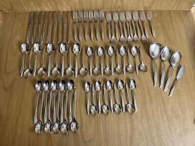INTERNATIONAL STAINLESS FLATWARE TRADEWINDS JAMAICA 70 Pcs SET