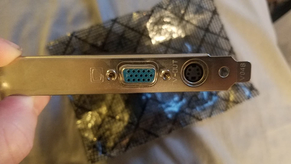 Vintage Tested Dell 5H175 NVIDIA GeForce4 MX 420 64MB AGP Video Graphics Card - Image 2 of 2