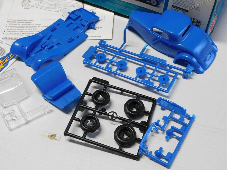 Revell Ford Street Rod SnapTite 1/32 Hot Rod car vintage plastic kit 6274 &box - Immagine 3 di 4