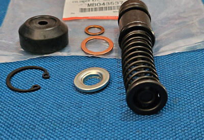 MB043537 Clutch Master Cylinder Repair Kit for MITSUBISHI OE  