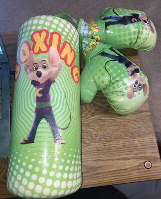 CHUCK E. CHEESE Kids Boxing 13''  Foam PUNCHING HANG BAG & BOXING GLOVES Green