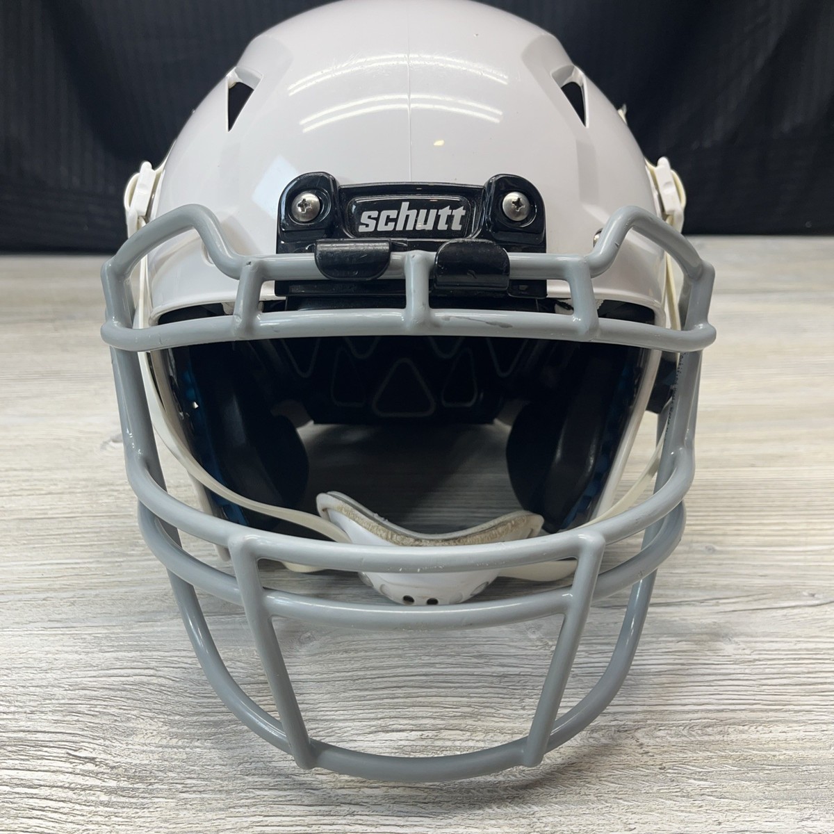 Schutt A11+ Schutt Vengeance A11 Youth Football Helmet SCHUTT 2022