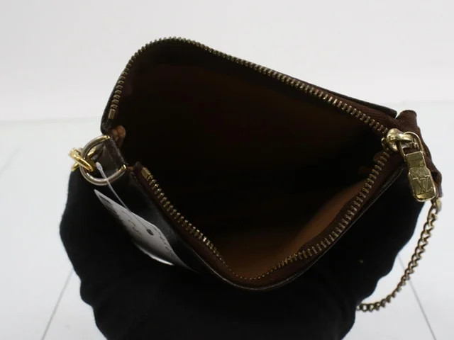 LOUIS VUITTON Mini Pochette Accessoires Clutch pochette - # image 3