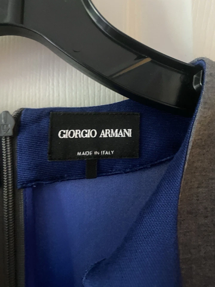 Vestido Giorgio Armani Gris Con Bordado Floral Talla 42 Bolsillos Foto 4 de 4