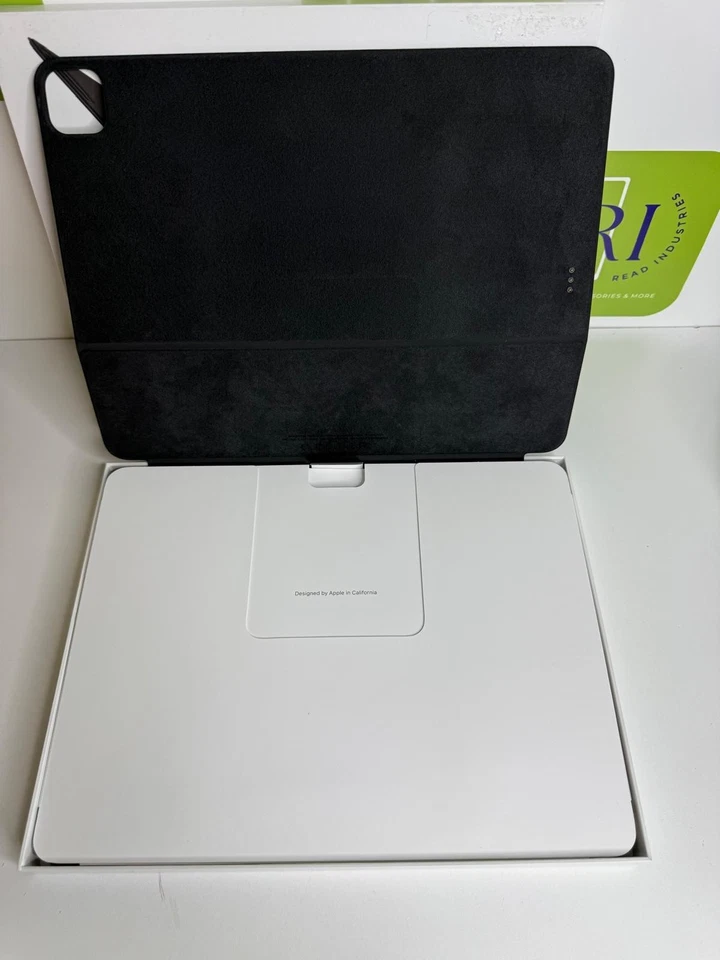 ✅ Apple Smart Keyboard per iPad Pro 12.9" 3a Generazione e iPad Air 13" SCATOLA APERTA - Immagine 4 di 4