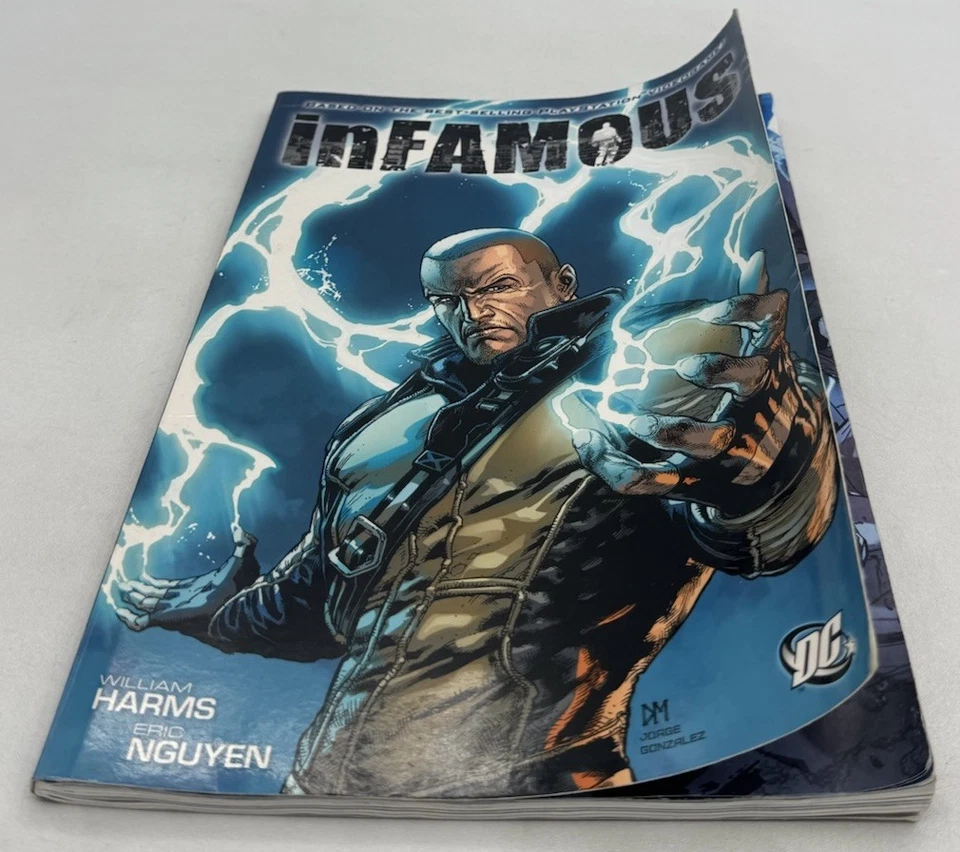 Infamous Trade Paperback TPB Harms Nguyen DC Comics 2011 Playstation Video Game - Image 2 of 4