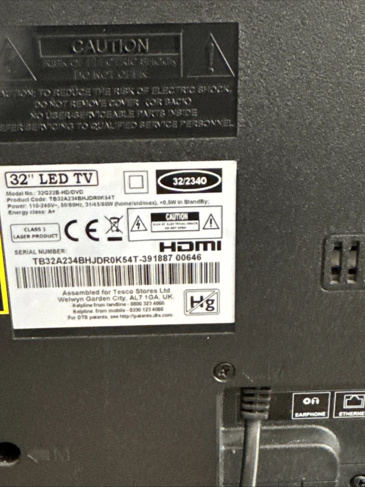 Technika 32G22B-HD 32 Inch LED TV with Freeview HD - Image 3 of 4