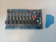 Altronix ACM8 Power Supply   8 Fused Outputs **USED**