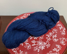 New Unbranded Luxury Blue Wool or Wool Blend Yarn Hank