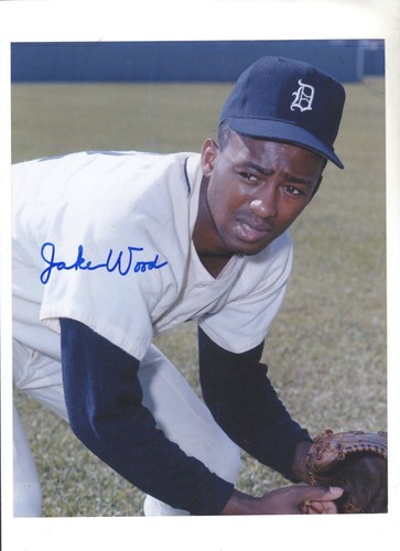 Autographed Tigers 1968 1984 8x10 all years some JSA certified 70+ picks - Picture 32 of 95