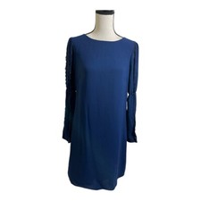 Adrianna Papell womens dress. Long sleeve with lace details. Size 4 blue. Zipper