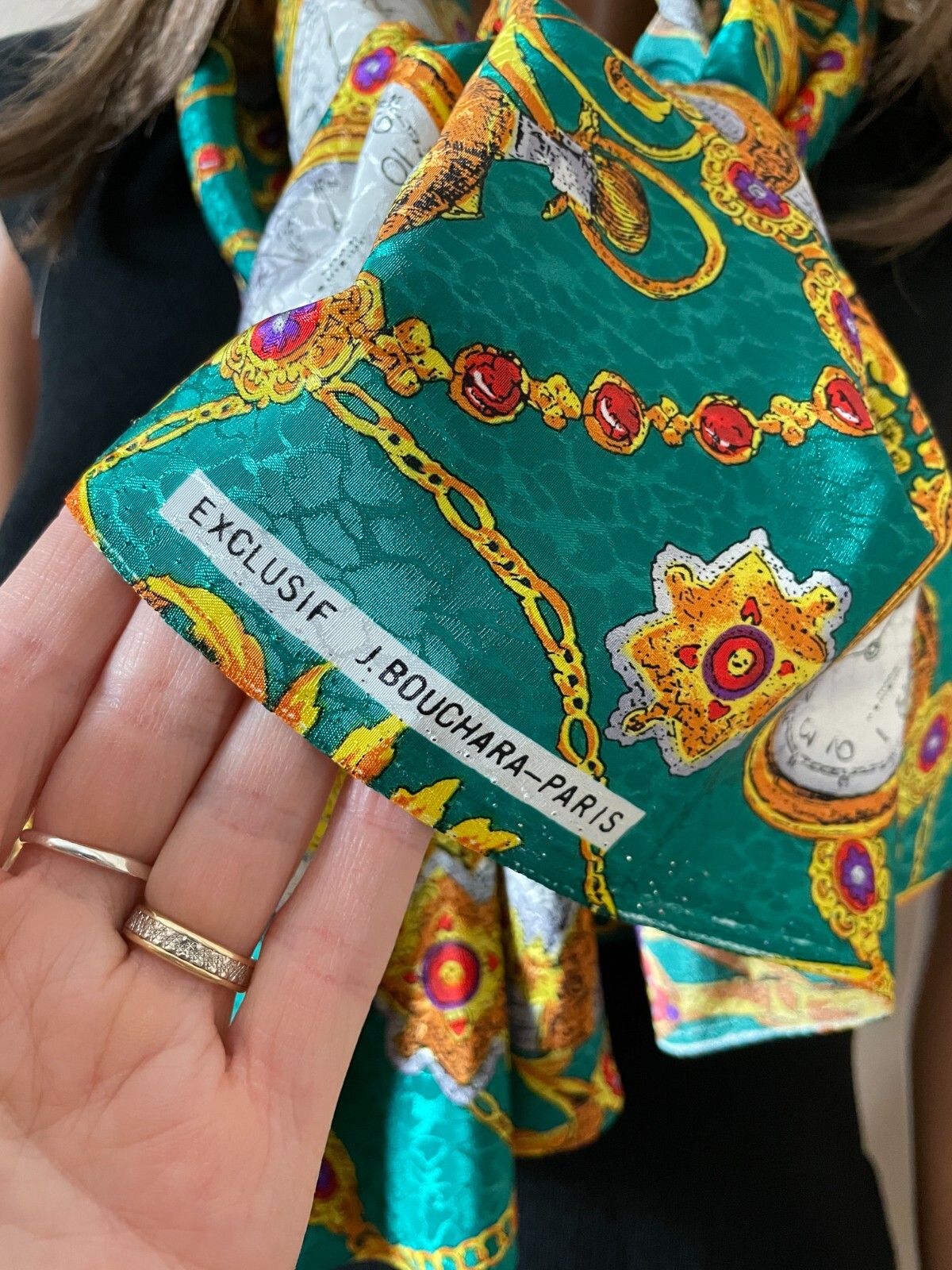 BOUCHARA Patterned Green Chic Scarf - image 3