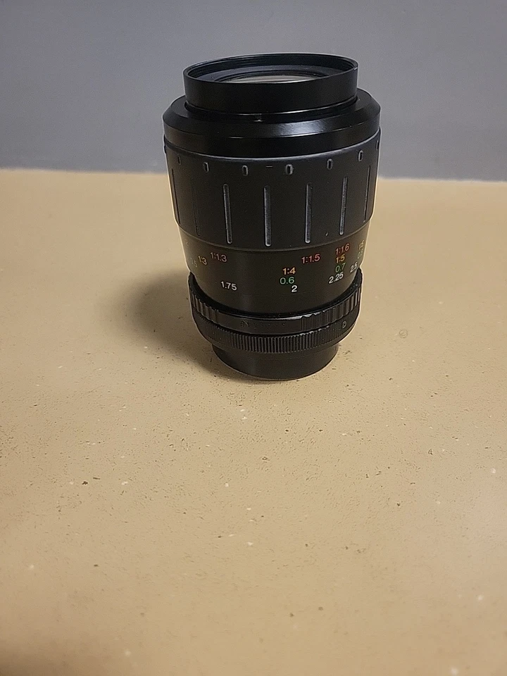 Vivitar 100mm f/3.5 Macro Lens with Matched 1:1 Adaptor - Pentax K Mount PK - Image 2 of 4