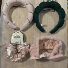 Conair Wicked Hair Accessories bundle of 4 Universal Studio Scunci Headbands New