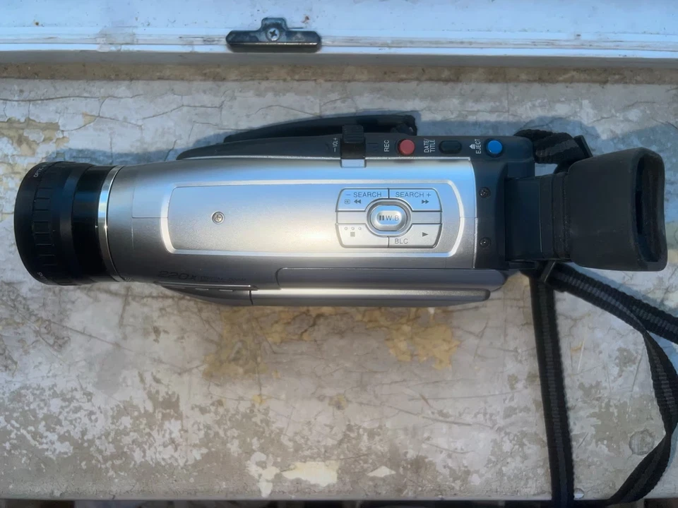 Panasonic NV-VZ1 Camcorder inkl. viel Zubehör - Bild 4 von 4