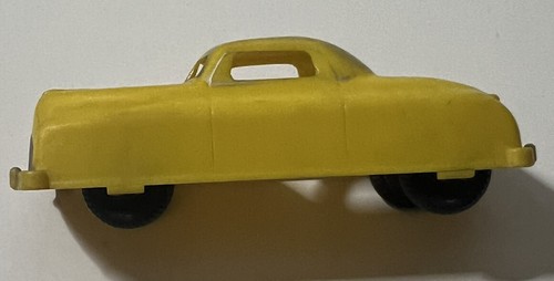 Vtg 1940 RENWAL Yellow Car No 102 TOY A Renewal Product USA - Picture 4 of 8
