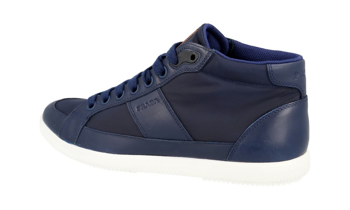 【関税&送料込】Prada Navy Blue Leather Sneakers Prada Low Top Sneakers Blue Leather Womens Shoe Size US 6.5