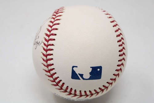 Albert Pujols MLB Signed Auto Baseball PSA/DNA Cardinals ROY 01 ID:409006 - Picture 5 of 7